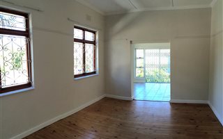 3 Bedroom House in Vredehoek