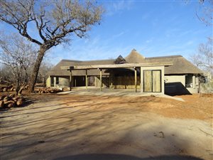 4 Bed House in Raptors View Wildlife Estate