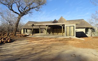 4 Bedroom House in Raptors View Wildlife Estate
