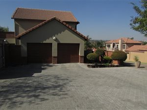 3 Bed House in Thatchfield