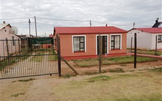 2 Bedroom House in Kwa Nobuhle