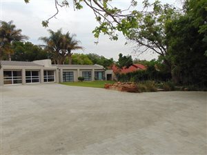 2107 m² Office Space in Northcliff