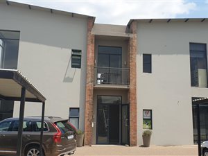 605 m² Land available in Silver Lakes