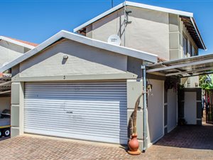 3 Bed Townhouse in Krugersdorp North
