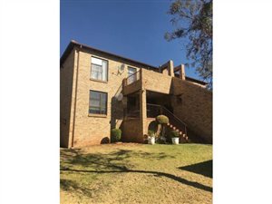 2 Bed Apartment in Ruimsig