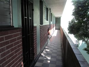 1 Bed Apartment in Pinetown Central