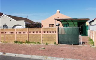 3 Bedroom House in Mitchells Plain