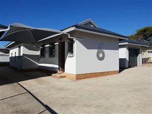2 Bed Townhouse in Wilkoppies