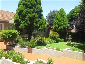 4 Bed House in Cyrildene