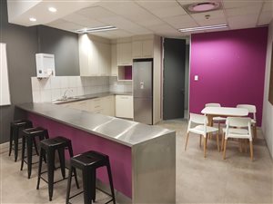 265 m² Office Space in Parktown