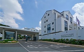1 Bedroom Apartment in Oakdene