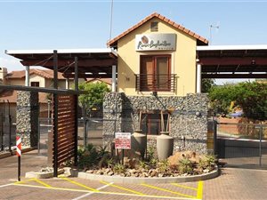 2 Bed Duplex in Ruimsig