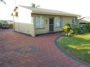3 Bed House in Newlands West