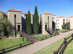 3 Bed Simplex in Emfuleni Golf Estate