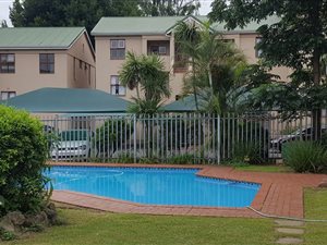 3 Bed Apartment in Pelham