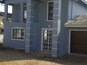 6 Bed House in Burlington Heights