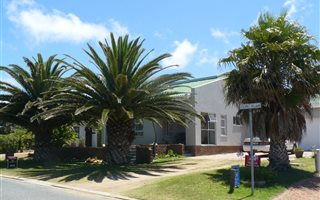 3 Bedroom House in Still Bay West