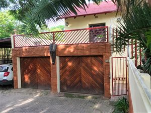 7 Bed House in Lombardy East
