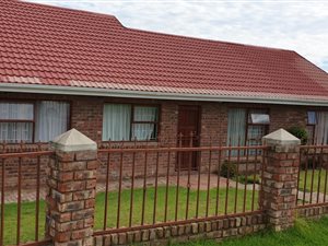 3 Bed House in Levalia