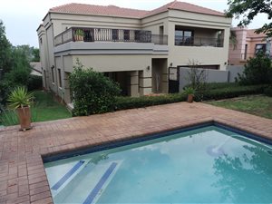 4 Bed House in Kyalami Estate