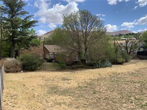 1410 m² Land available in Clarens