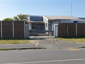 3 Bed House in Newfields