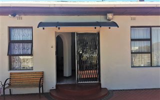 5 Bedroom House in Langebaan Central