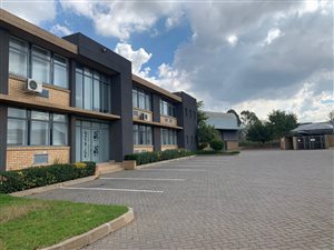 2624 m² Industrial space in Jet Park