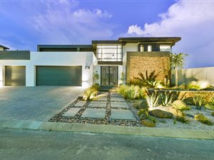 3 Bed House in Olivewood Estate