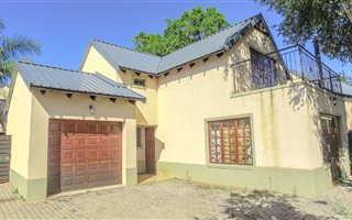 2 Bedroom House in Equestria