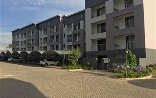 1 Bedroom Apartment in Edenglen