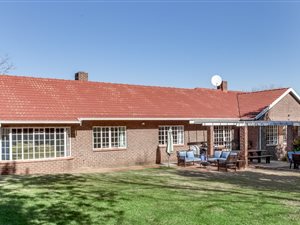 4 Bed House in Darrenwood