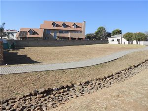 937 m² Land available in Valleyview Estate