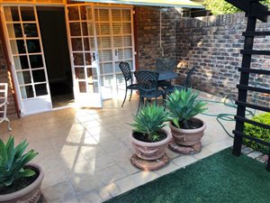 2 Bed House in Waterkloof