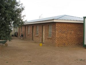 4.3 ha Farm in Mooiplaats AH