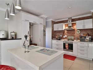 3 Bed Townhouse in Midstream Estate