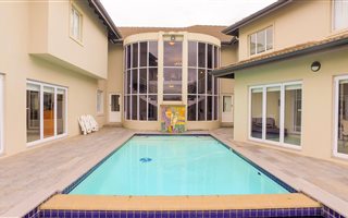 5 Bedroom Townhouse in Hillcrest Park