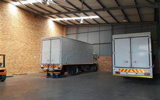 465 m² Industrial space in Spartan