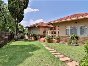 3 Bed House in Cinderella