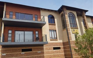 180 m² Commercial space in Honeydew