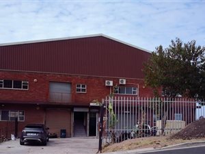 720 m² Commercial space in Silverglen