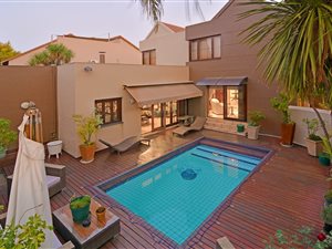 3 Bed Cluster in Bedfordview