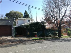 4 Bed House in Westdene