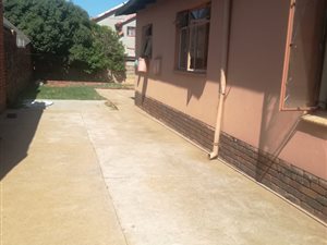 2 Bed House in Nellmapius