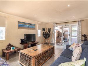 3 Bed House in Bothasig