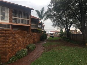 3 Bed Duplex in Wierda Park