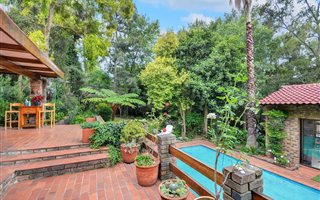 4 Bedroom House in Hurlingham Manor