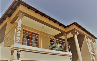 3 Bedroom Apartment in Strubens Valley
