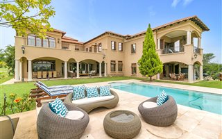 5 Bedroom House in Saddlebrook Estate