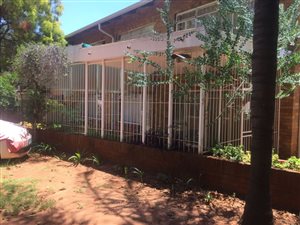 3 Bed Townhouse in Meyerspark